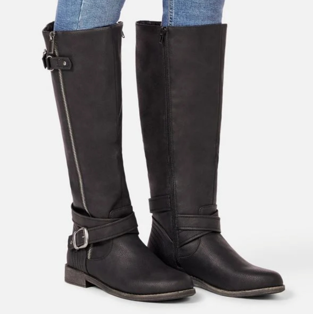 Brand New knew high riding boots